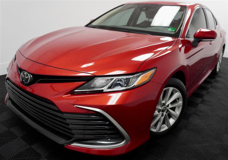 Used 2024 Toyota Camry LE image 45