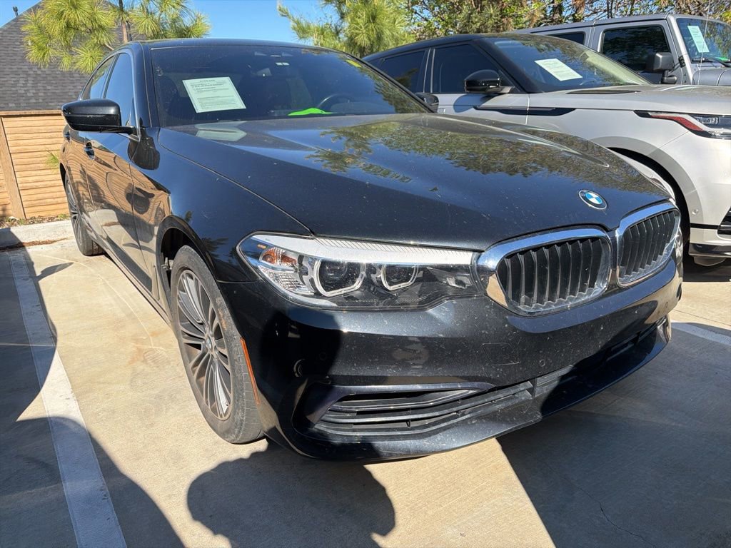 Used 2019 BMW 540i image 2