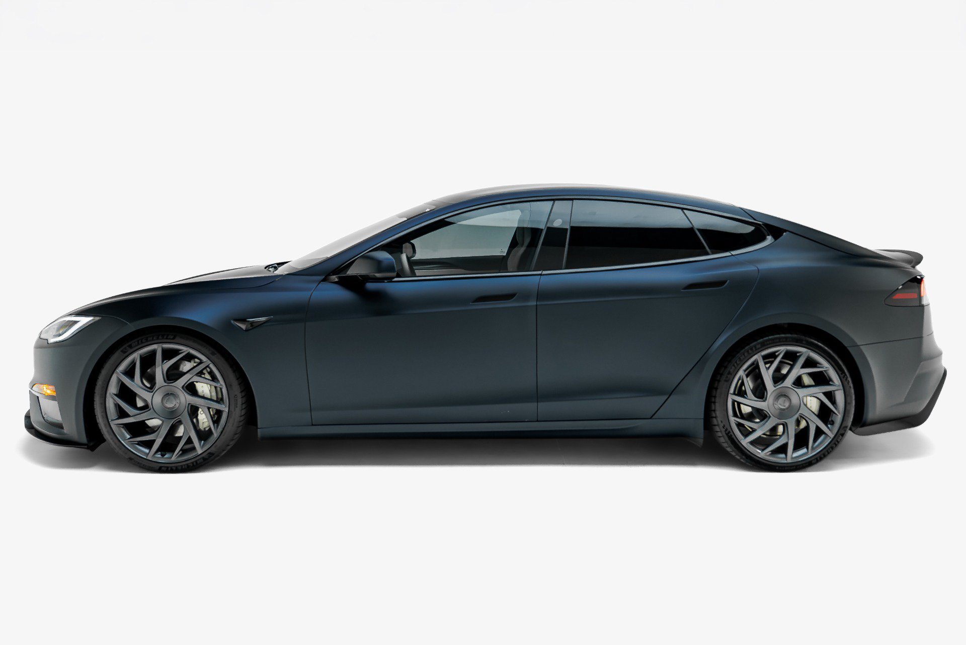 Used 2026 Tesla Model S Plaid AWD/4WD image 6