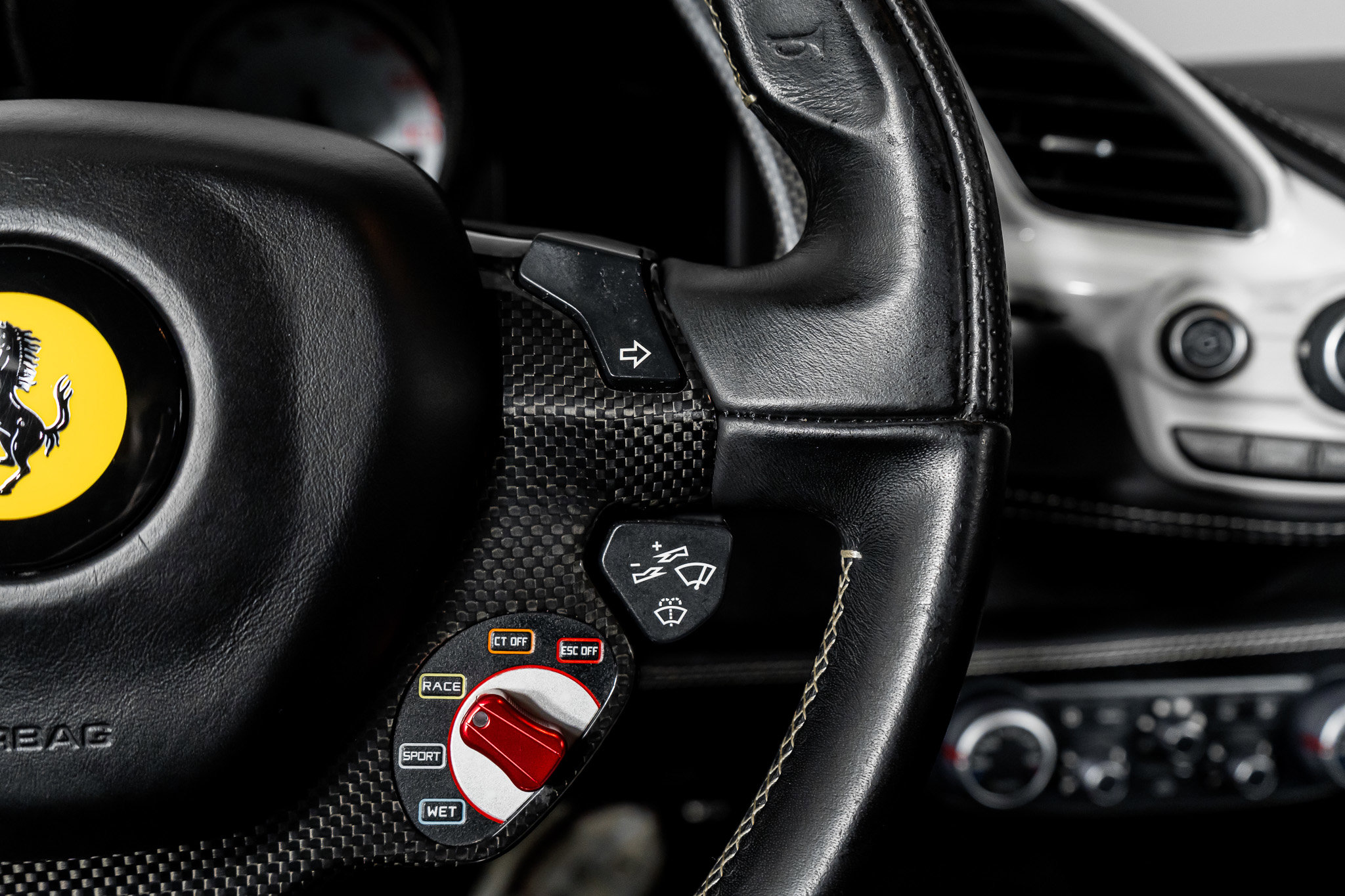 Used 2016 Ferrari 488 GTB image 45