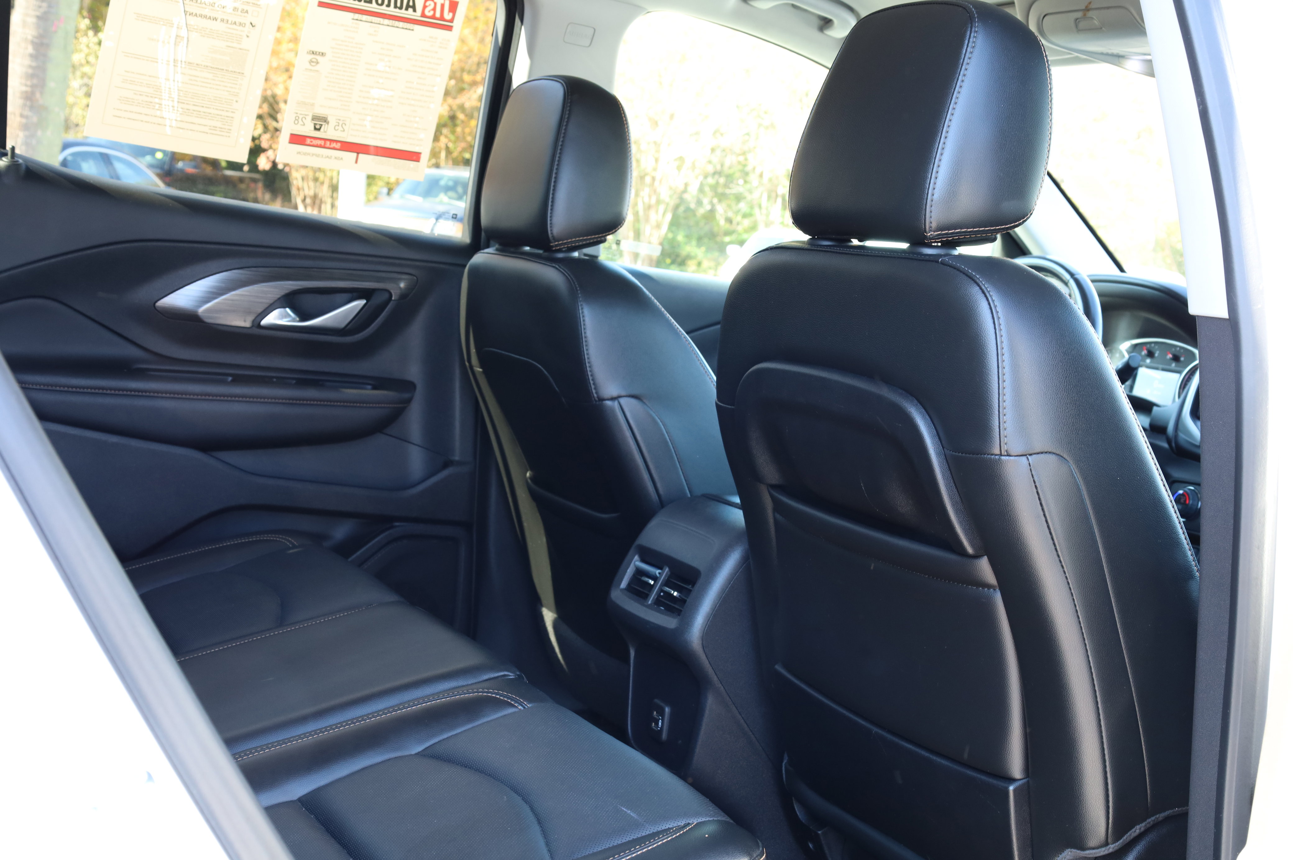 Used 2020 GMC Terrain SLT image 14