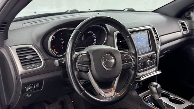 Used 2018 Jeep Grand Cherokee Laredo AWD/4WD image 34