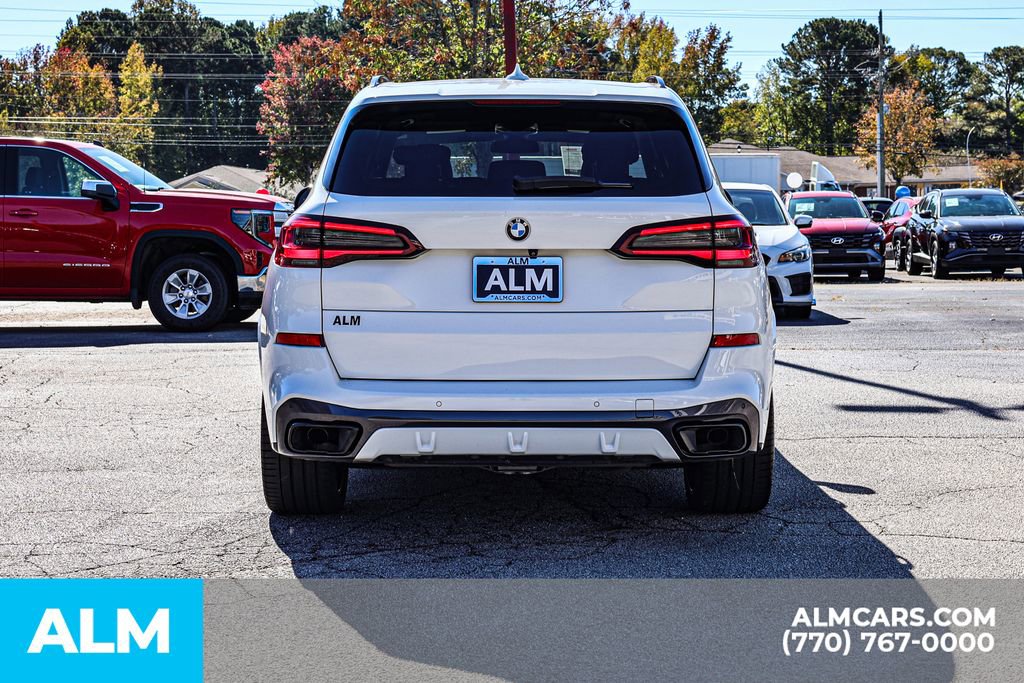 Used 2021 BMW X5 sDrive40i w/ M Sport Package image 12