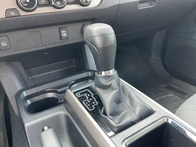 Used 2016 Toyota Tacoma SR5 image 22