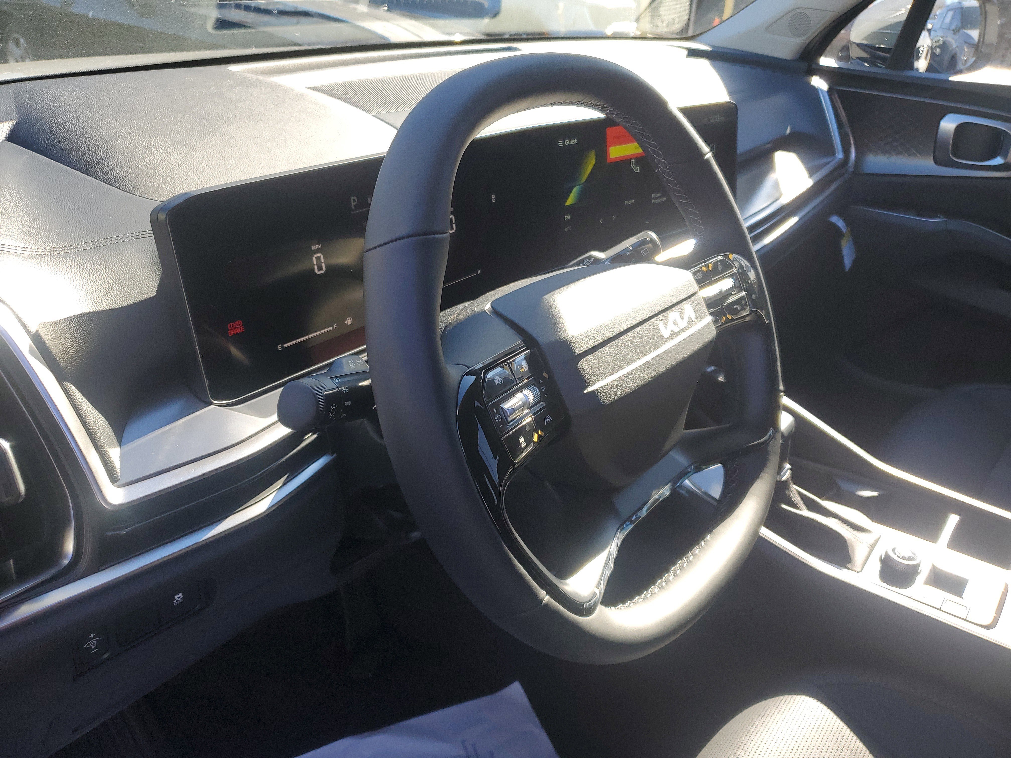 New 2026 Kia Sorento S w/ S Panoramic Sunroof Package FWD image 17