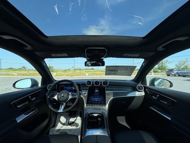 New 2025 Mercedes-Benz GLC 300 image 21