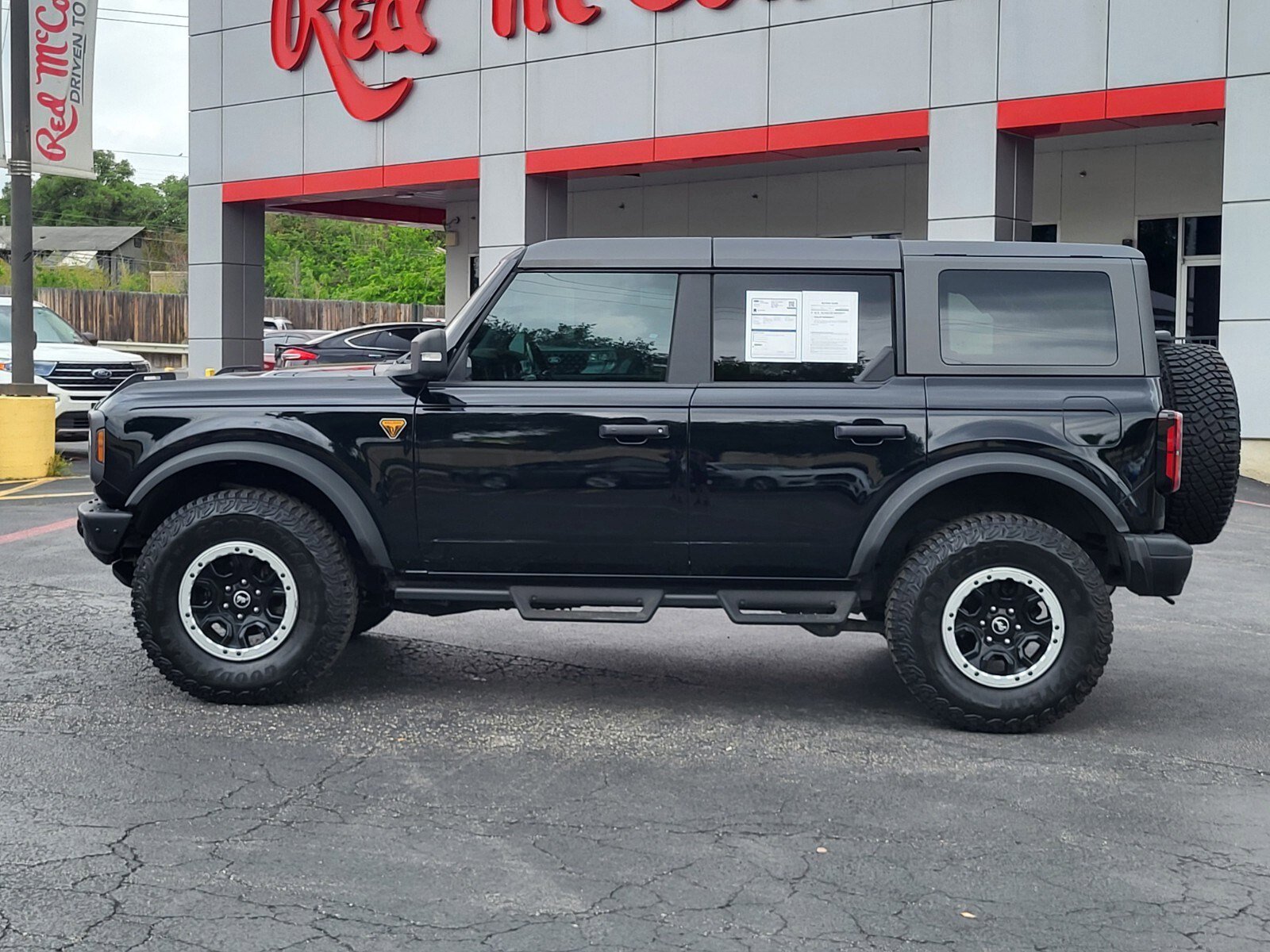 Certified 2024 Ford Bronco Badlands image 7
