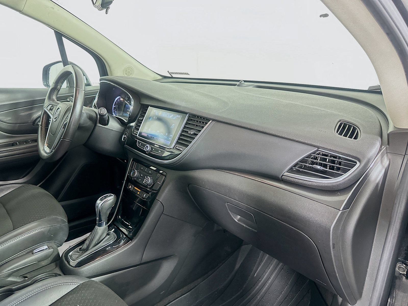 Used 2017 Buick Encore Preferred FWD image 26