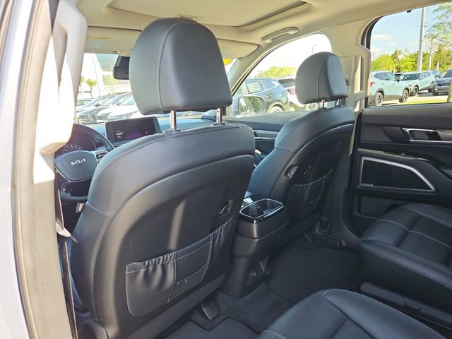 Certified 2022 Kia Telluride EX w/ EX Premium Package image 12