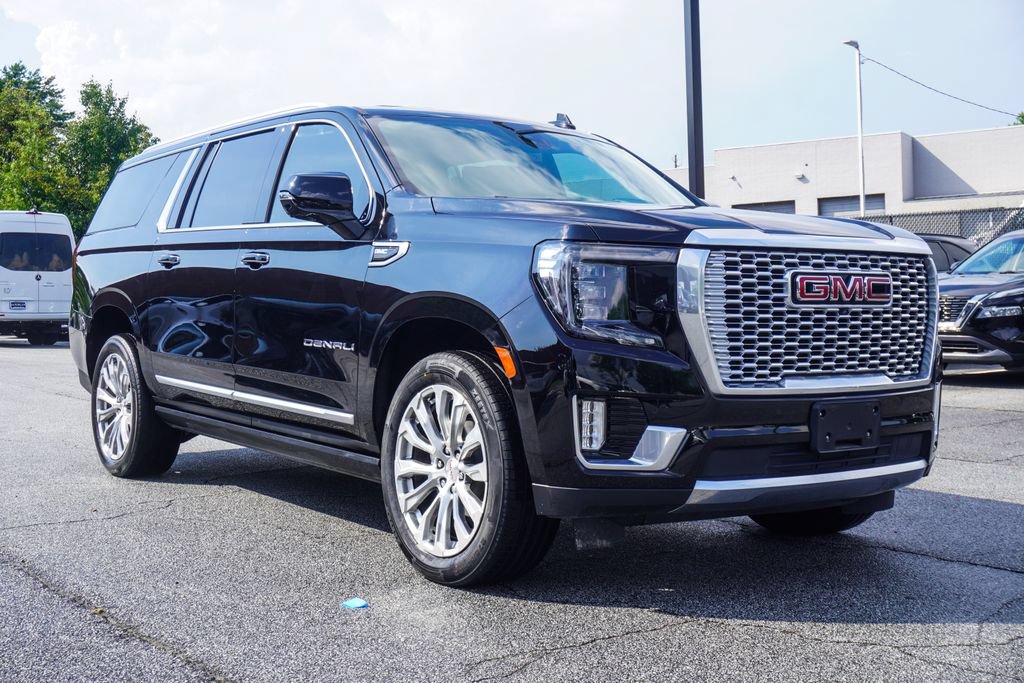 Used 2024 GMC Yukon XL Denali RWD image 5
