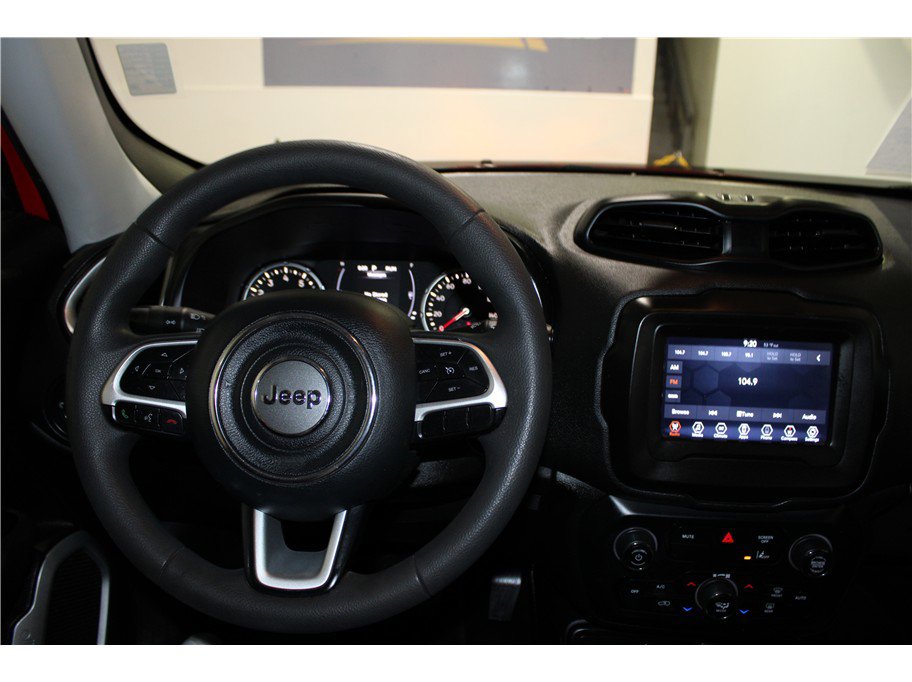 Used 2021 Jeep Renegade Sport image 34