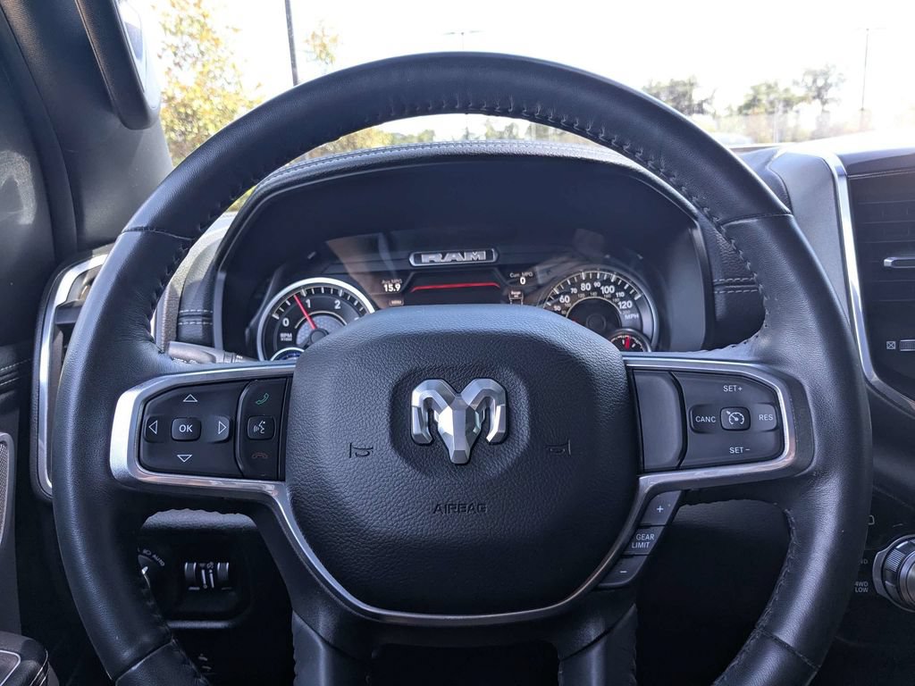 Used 2022 RAM 1500 Laramie AWD/4WD image 21
