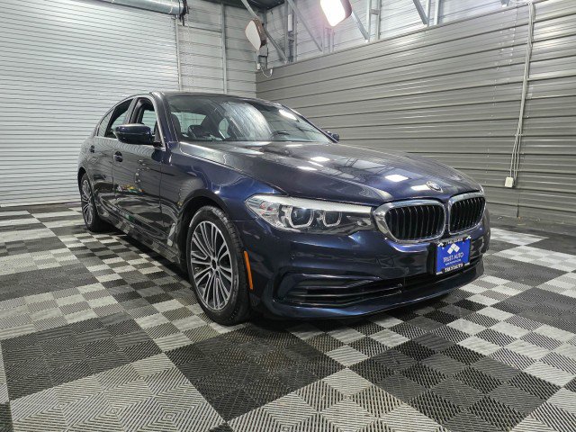Used 2020 BMW 530i xDrive w/ Convenience Package AWD/4WD image 4