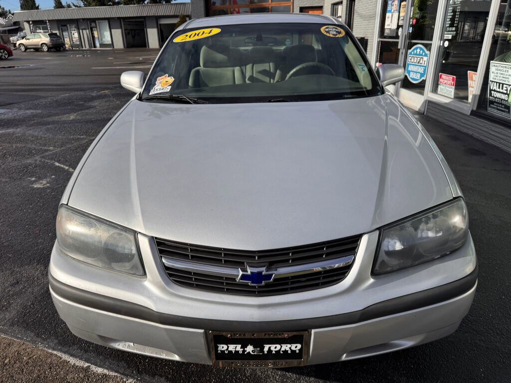 Used 2004 Chevrolet Impala w/ Preferred Equipment Group image 2