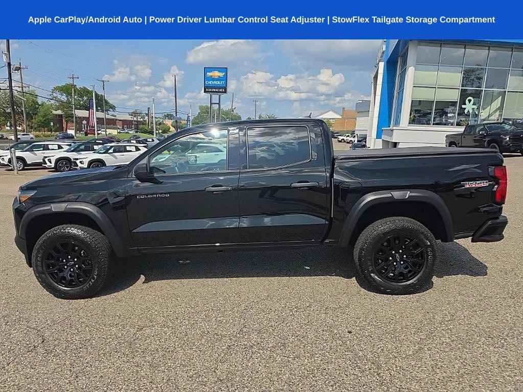 Used 2023 Chevrolet Colorado Trail Boss AWD/4WD image 7