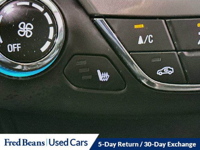 Used 2018 Chevrolet Cruze LT w/ Convenience Package FWD image 26