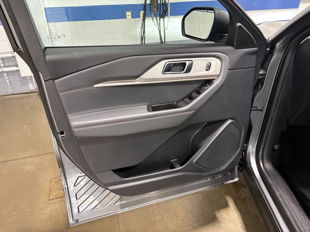 New 2026 Ford Explorer Active image 19