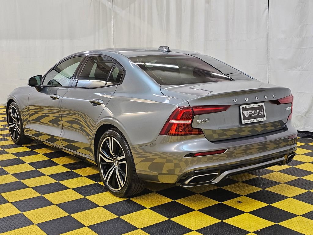 Used 2019 Volvo S60 T5 R-Design image 5