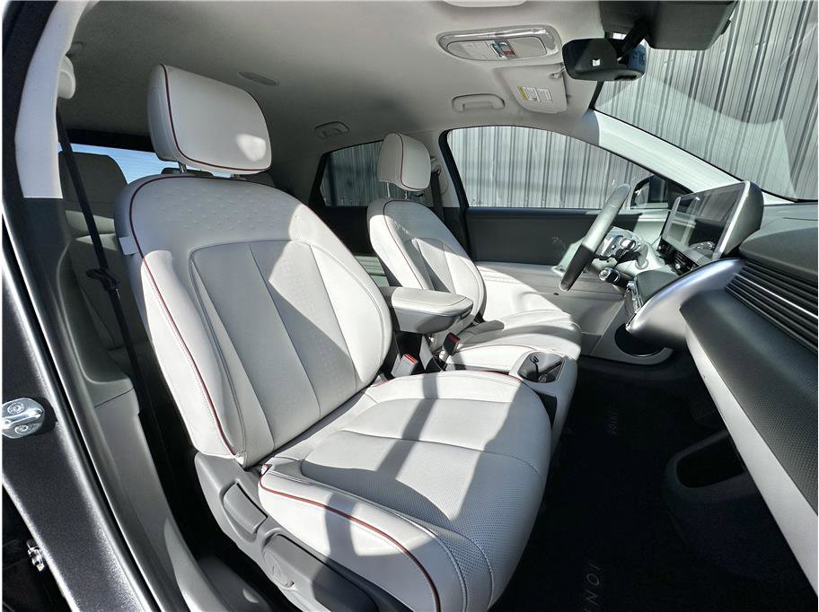 Used 2023 Hyundai Ioniq 5 SEL w/ Cargo Package image 4