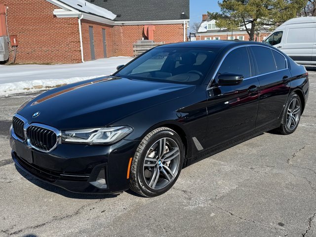 Used 2022 BMW 530i xDrive w/ Premium Package image 12