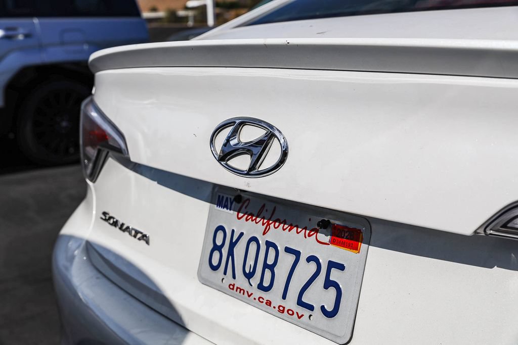 Used 2017 Hyundai Sonata Limited FWD image 9