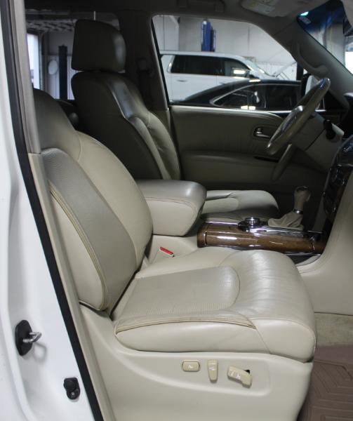 Used 2011 INFINITI QX56 4WD w/ Theater Pkg image 30