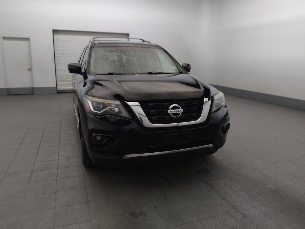 Used 2017 Nissan Pathfinder Platinum w/ Midnight Edition Package AWD/4WD image 14