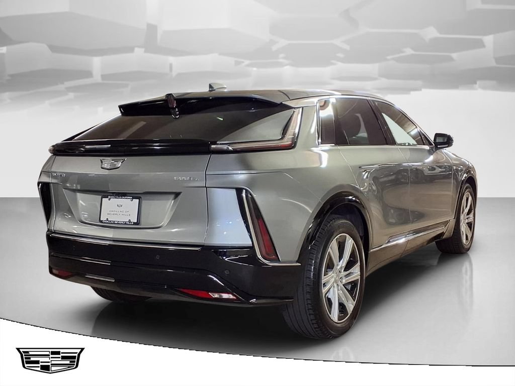 Certified 2024 Cadillac Lyriq Tech AWD/4WD image 2