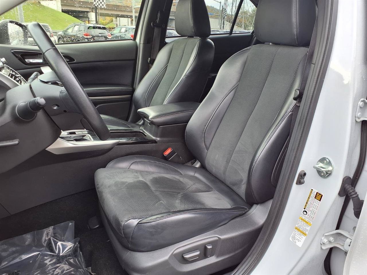 Used 2025 Mitsubishi Eclipse Cross SE AWD/4WD image 7