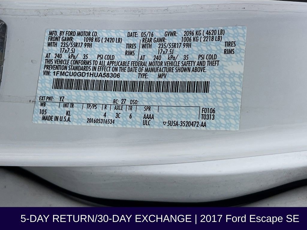 Used 2017 Ford Escape SE image 34