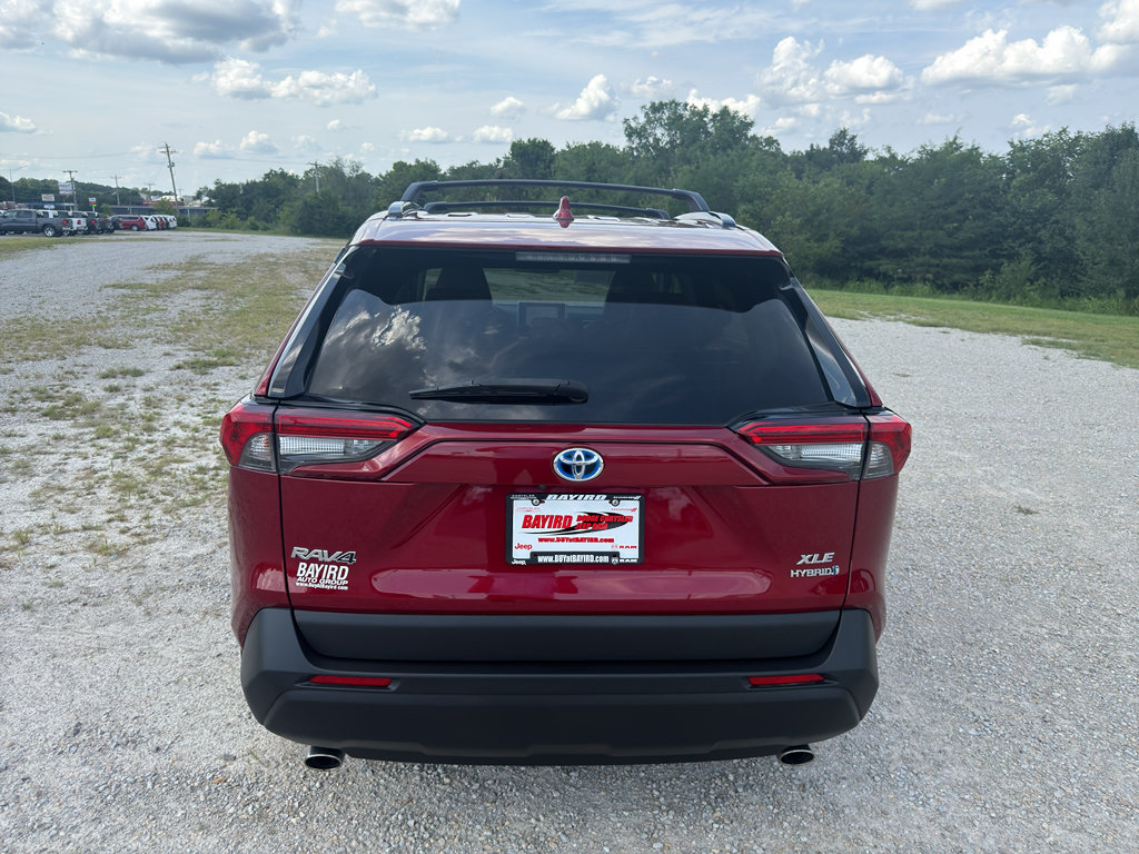 Used 2023 Toyota RAV4 XLE Premium AWD/4WD image 5