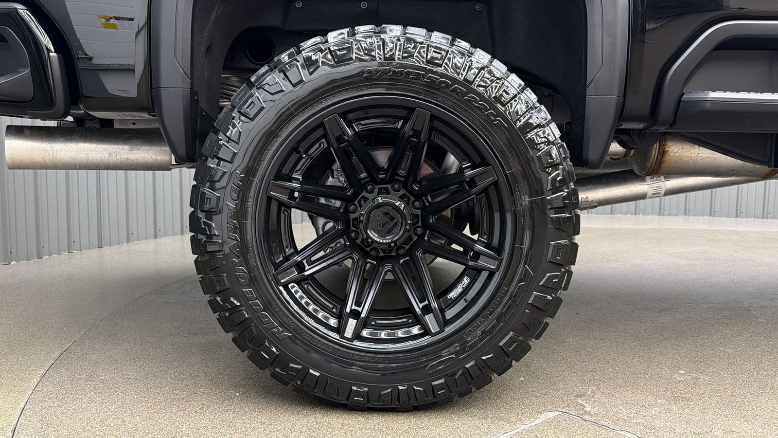Used 2026 GMC Sierra 2500 AT4 AWD/4WD image 11