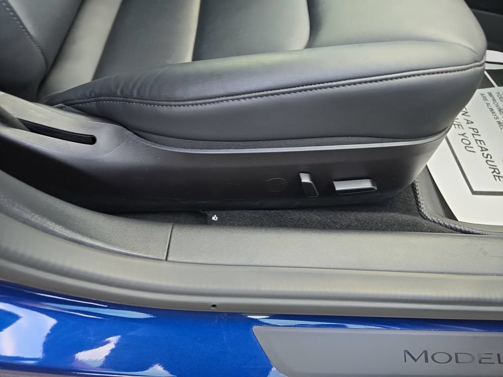 Used 2022 Tesla Model 3 Performance AWD/4WD image 12