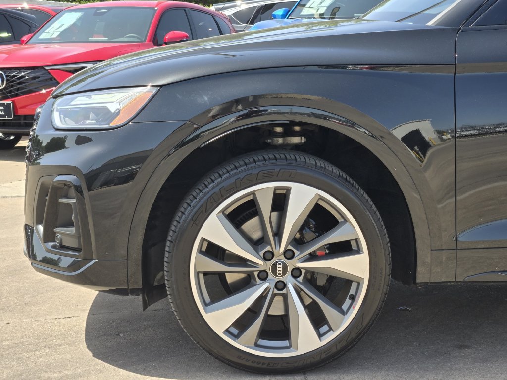 Certified 2023 Audi SQ5 Premium Plus w/ Premium Plus Package AWD/4WD image 13