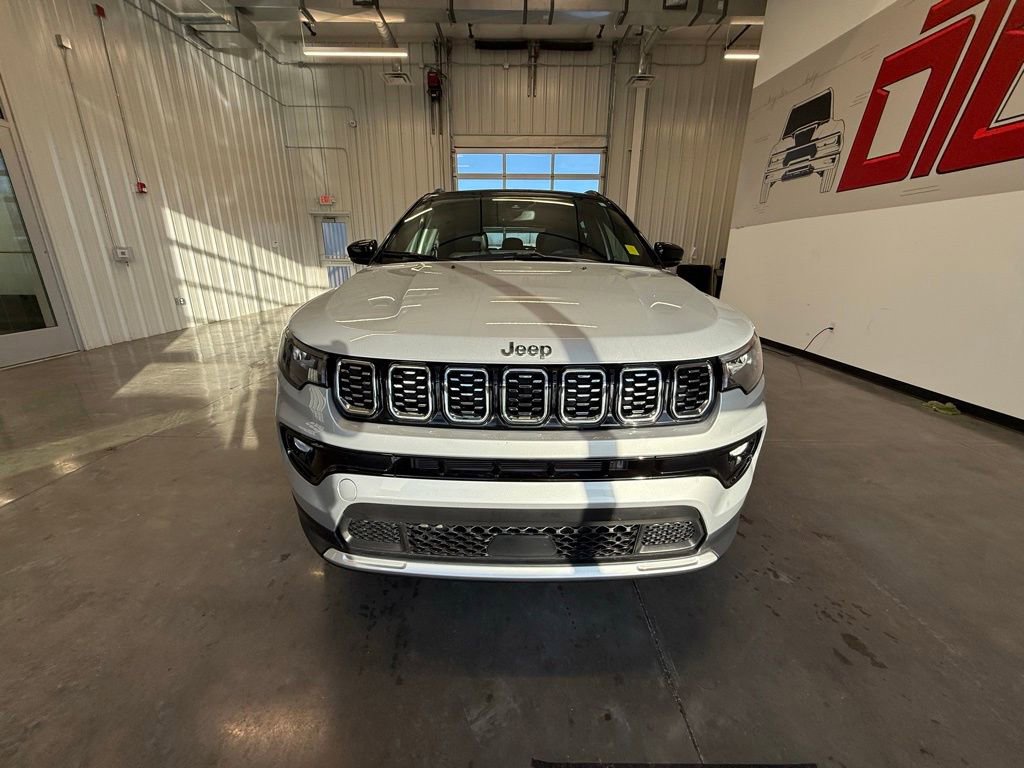 Used 2025 Jeep Compass Limited image 20
