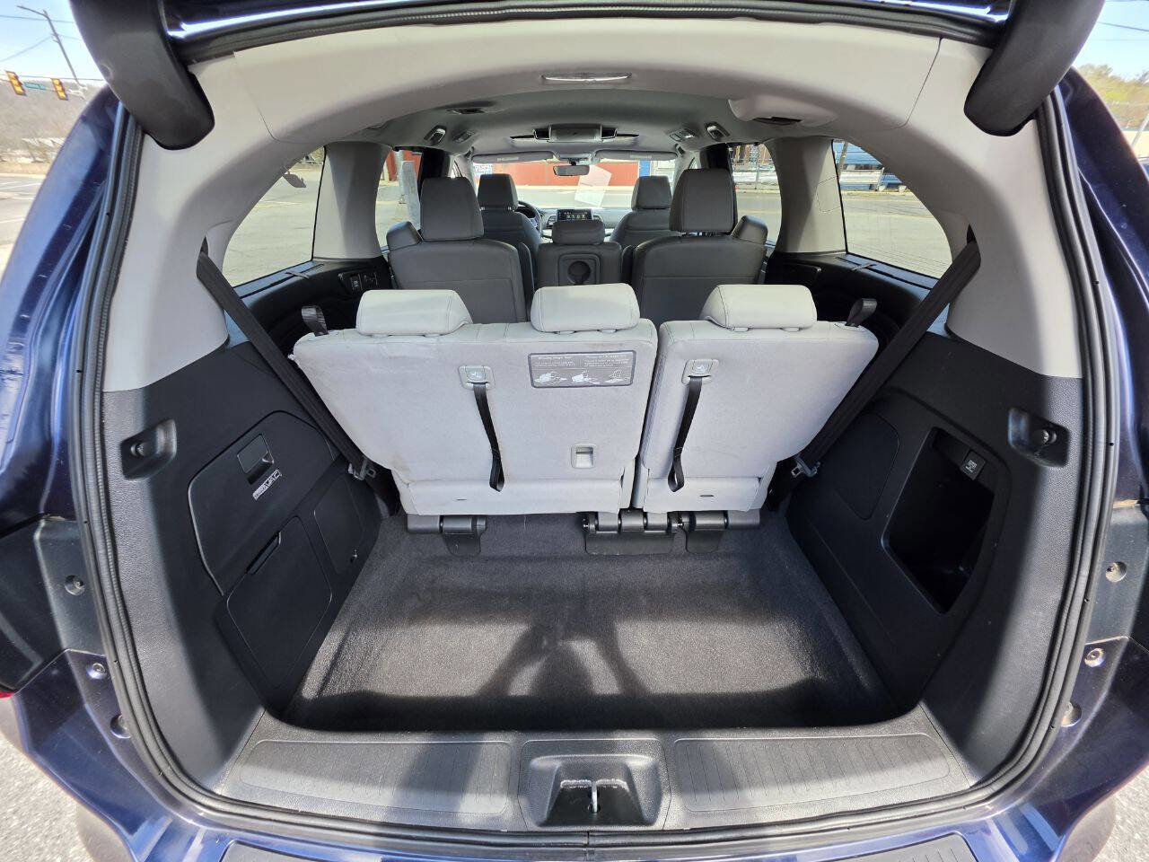 Used 2019 Honda Odyssey Elite image 11