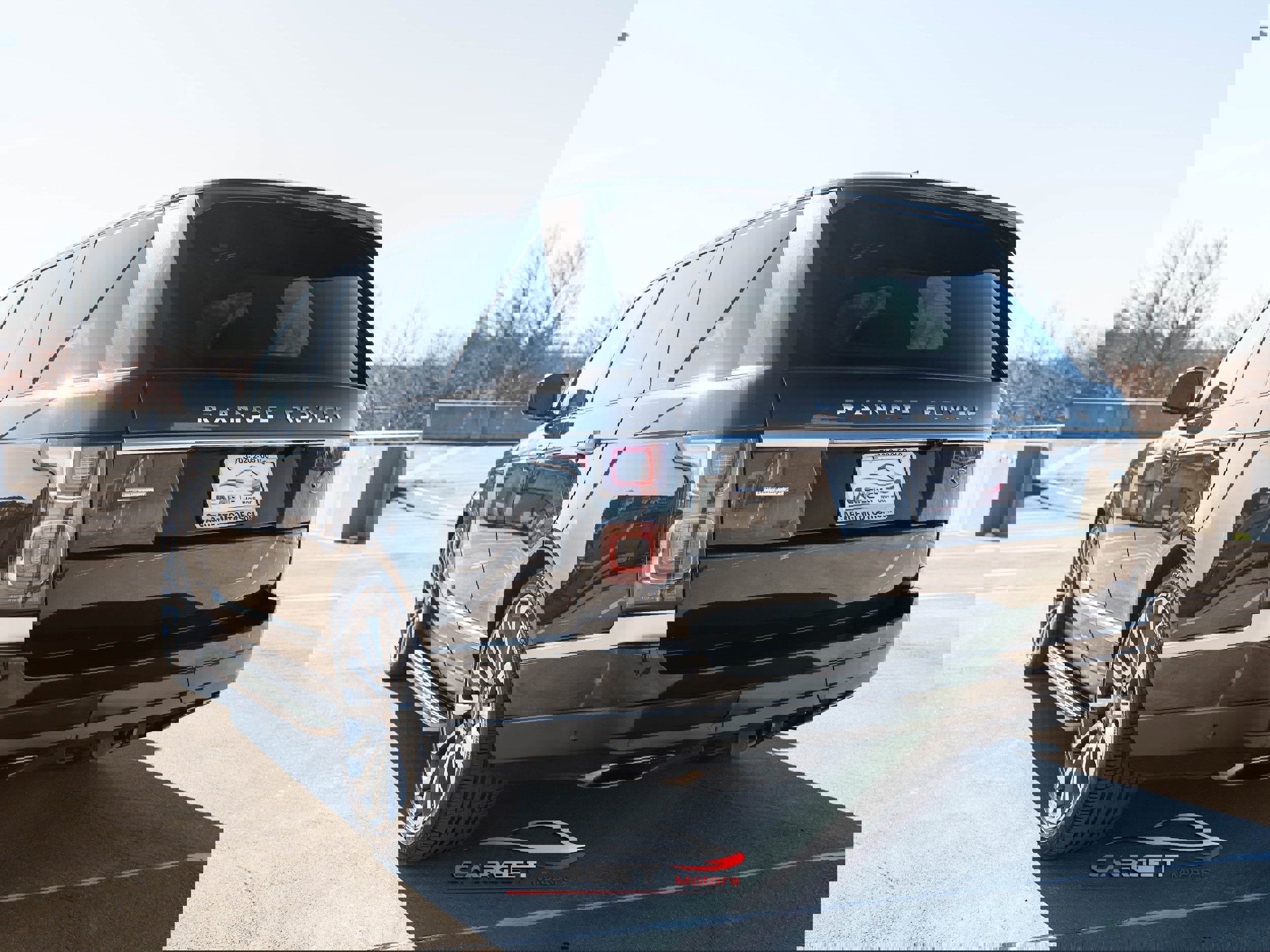 Used 2019 Land Rover Range Rover Autobiography image 4