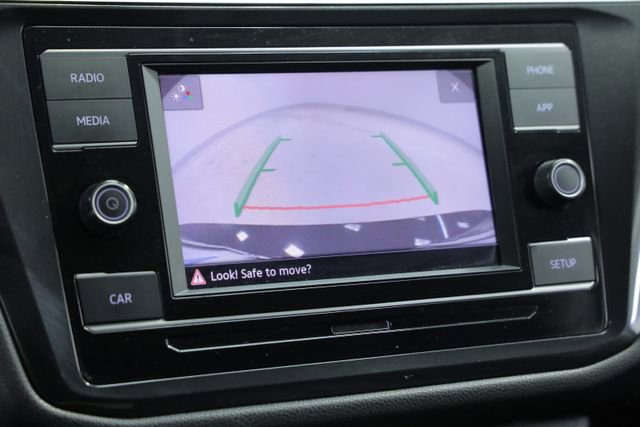 Used 2019 Volkswagen Tiguan S image 18