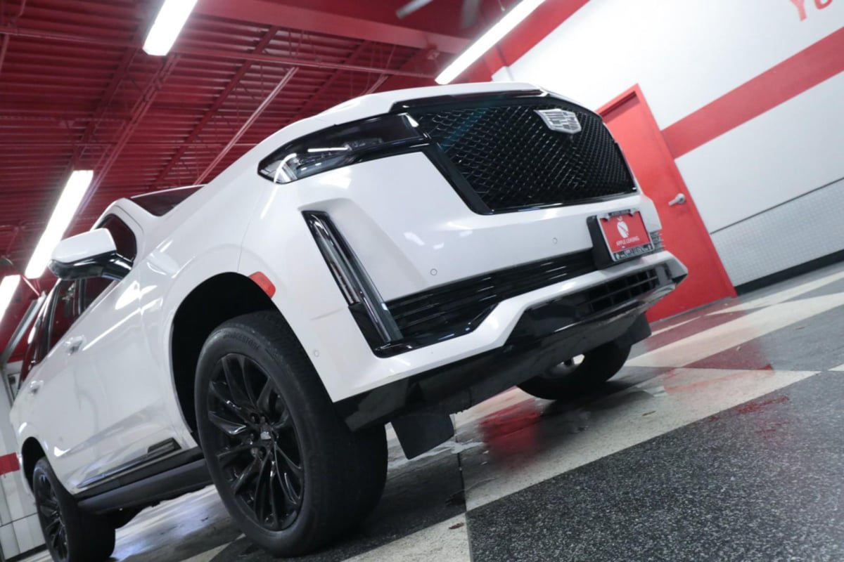 Used 2023 Cadillac Escalade Sport Platinum w/ LPO, ONYX Package AWD/4WD image 43