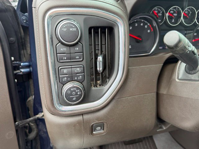 Certified 2022 Chevrolet Silverado 1500 LTZ AWD/4WD image 17