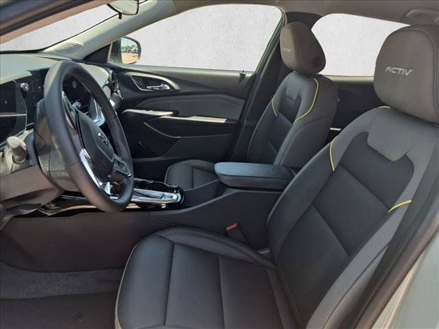 New 2026 Chevrolet Trax ACTIV w/ Driver Confidence Package FWD video 4