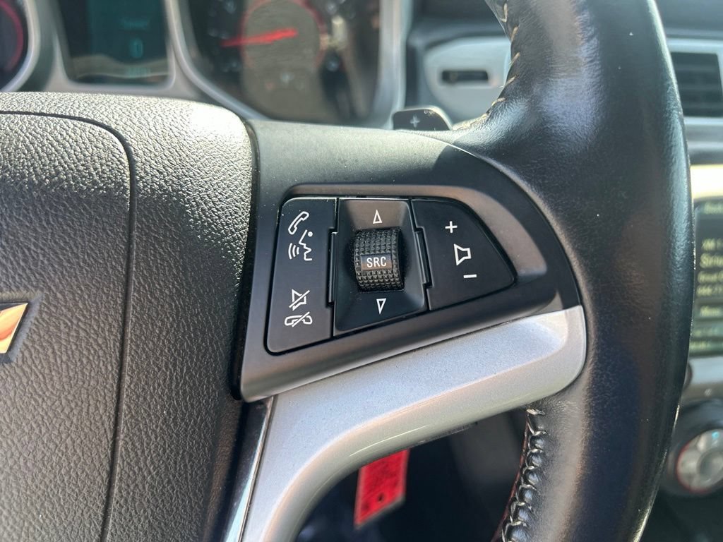 Used 2015 Chevrolet Camaro LT RWD image 21
