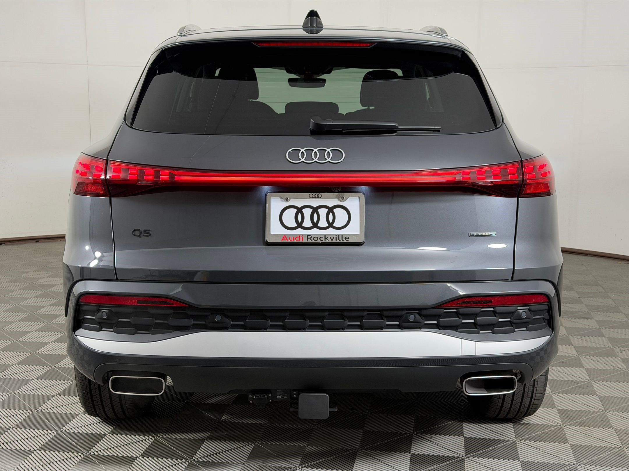 Certified 2025 Audi Q5 Premium w/ Premium Plus AWD/4WD image 10
