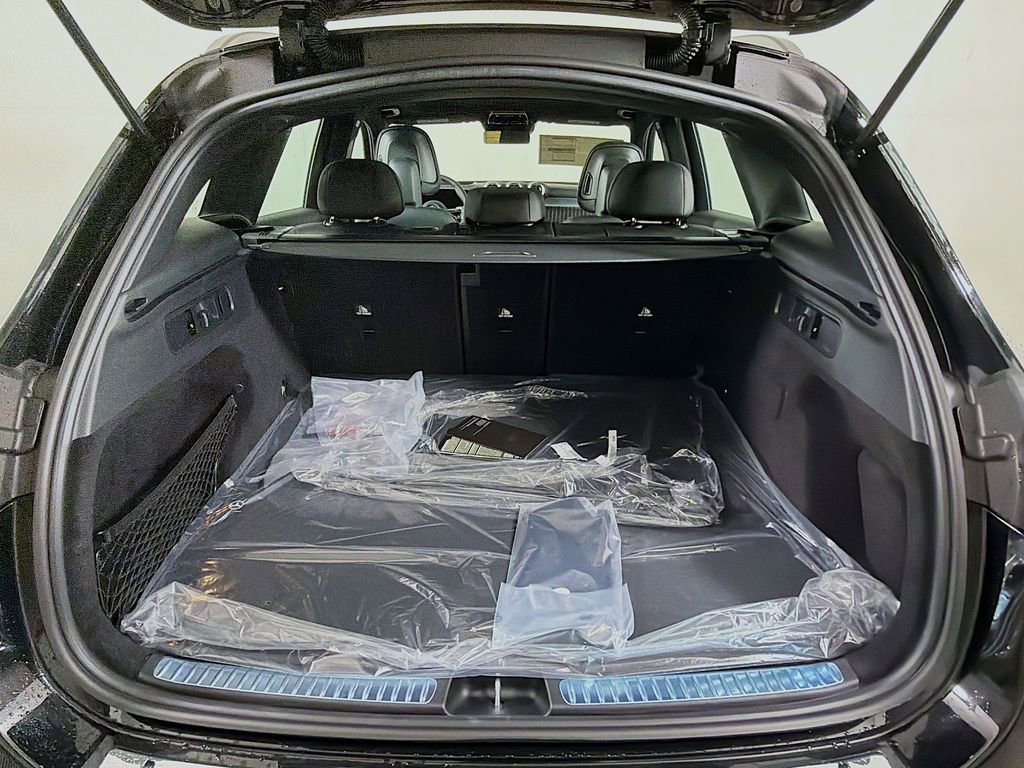 New 2026 Mercedes-Benz GLC 43 AMG 4MATIC image 29