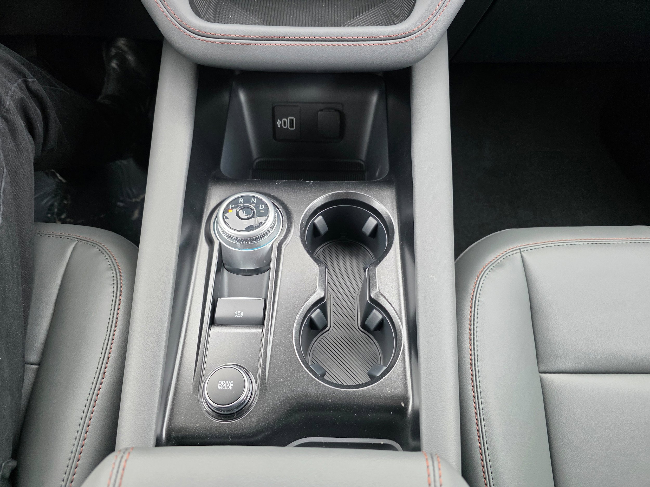 New 2026 Ford Explorer Active w/ Active Comfort Package image 14