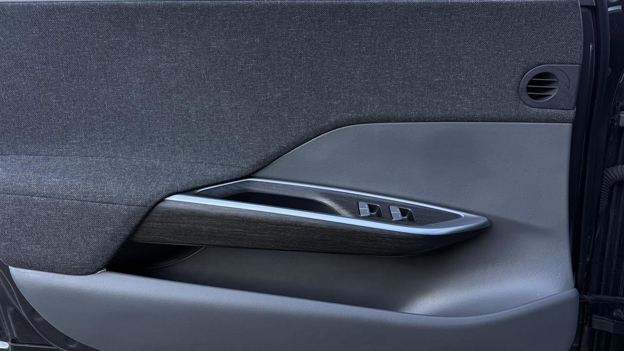 Used 2024 Lucid Air Touring image 26