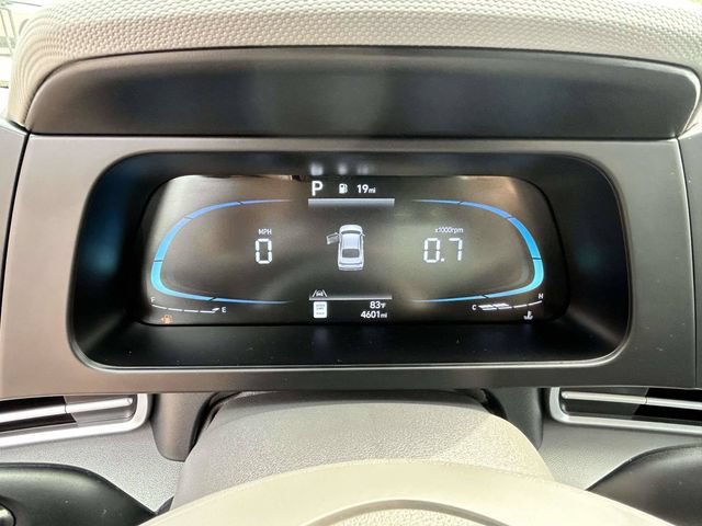 Certified 2025 Hyundai Elantra Sport FWD image 23