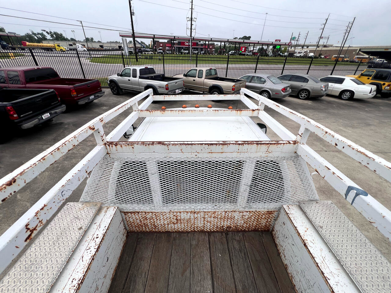 Used 2001 Ford F350 XL image 39