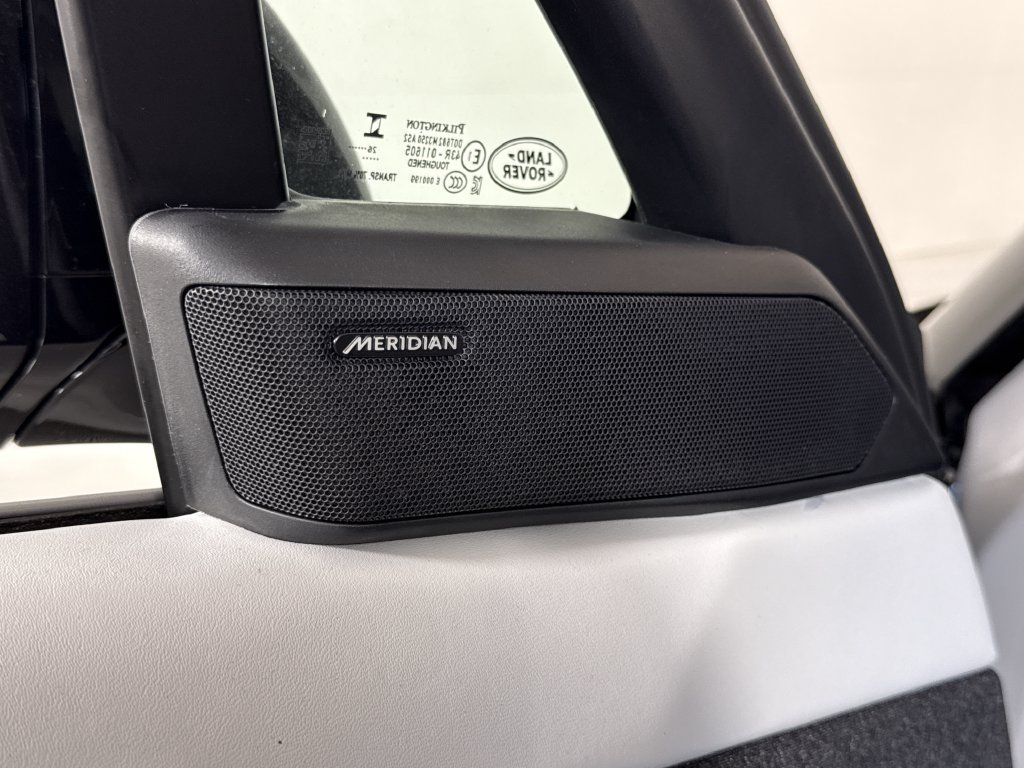 New 2027 Land Rover Range Rover Sport SE AWD/4WD image 22