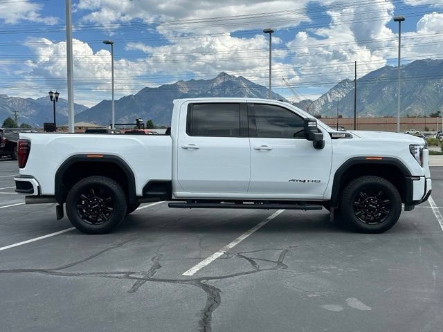 Certified 2025 GMC Sierra 3500 AT4 w/ Technology Package AWD/4WD image 6